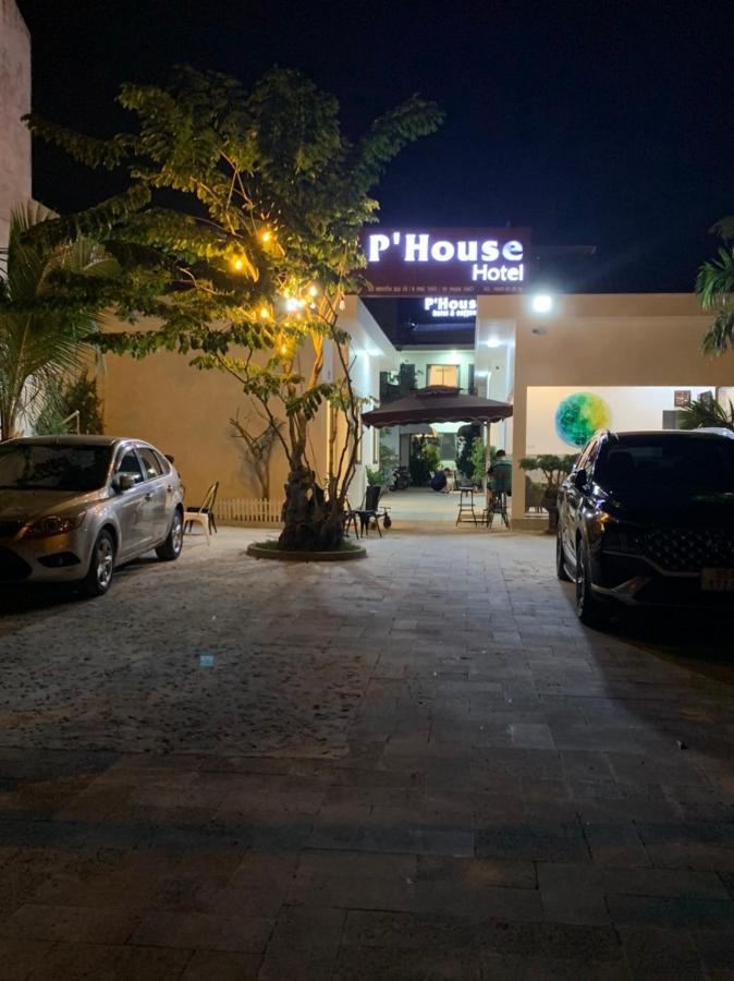 P'House Hotel Phan Thiet Exterior photo